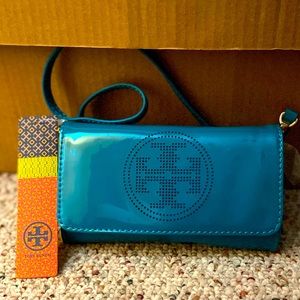 BRAND NEW, Tory Burch purse!